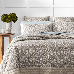 Amber Coverlet 240x260