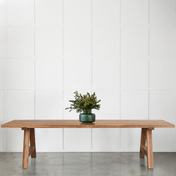 Java Table 300